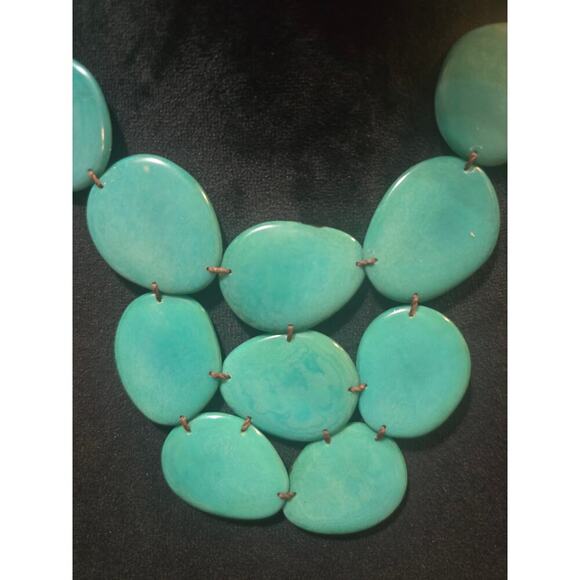 Women's Turquoise Statement Necklace With Lobster Clasp Handmade Jewelry Gift - Picture 3 of 6